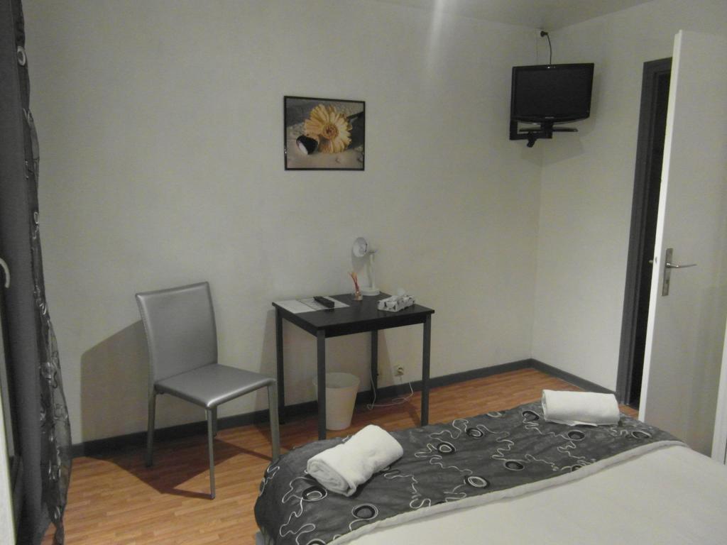 Hotel La Mirandole Tournus Buitenkant foto